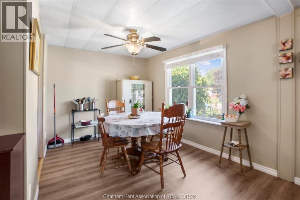 18 JAMES COURT Image 8