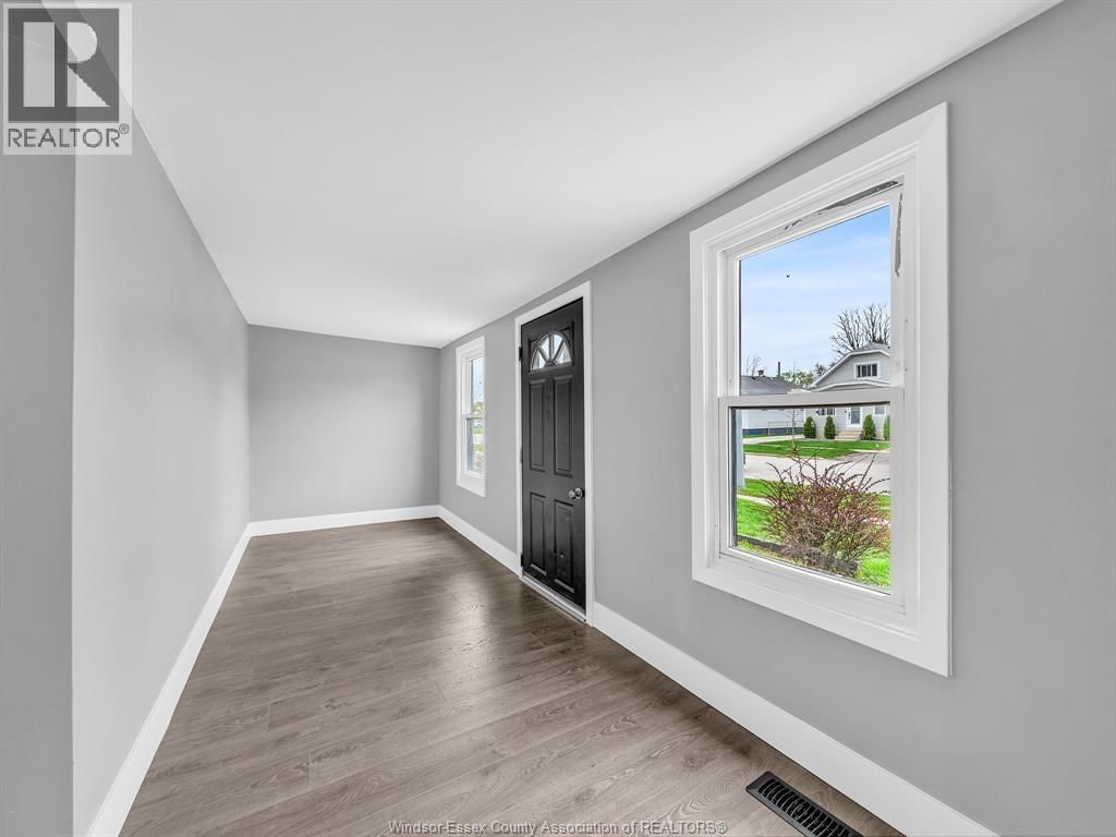 622 LABUTE STREET Image 13