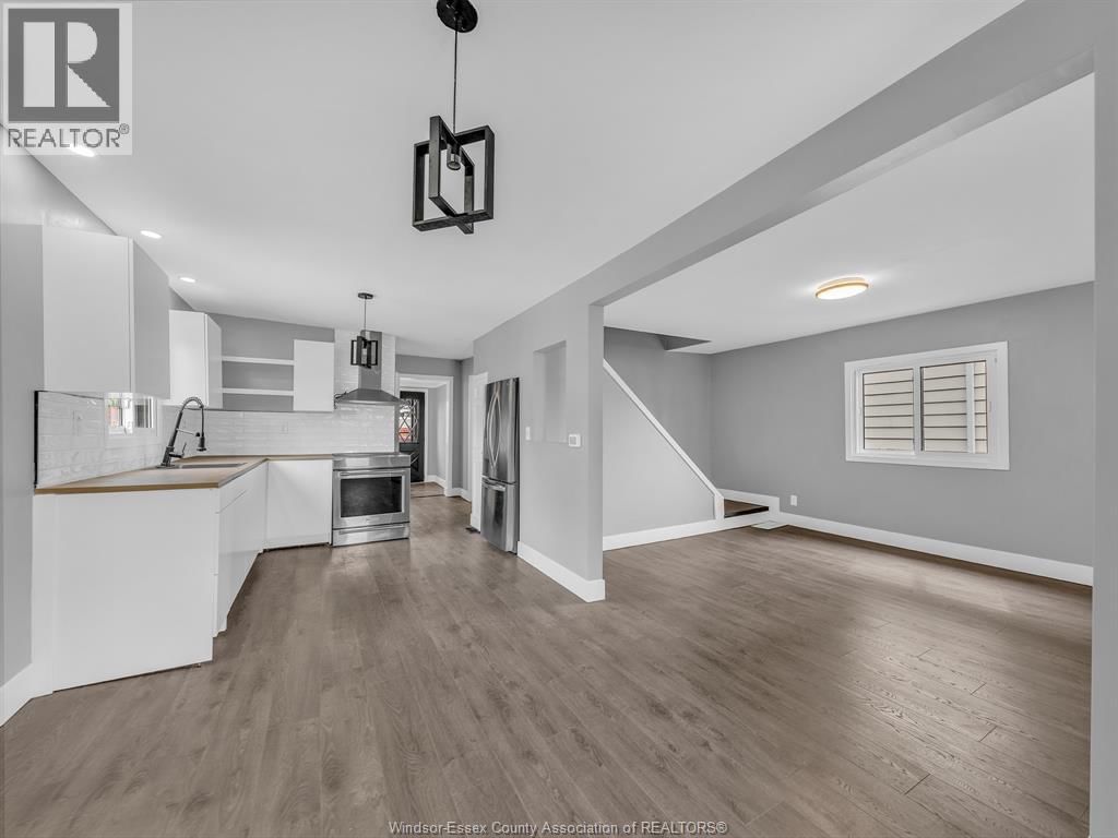 622 LABUTE STREET Image 17