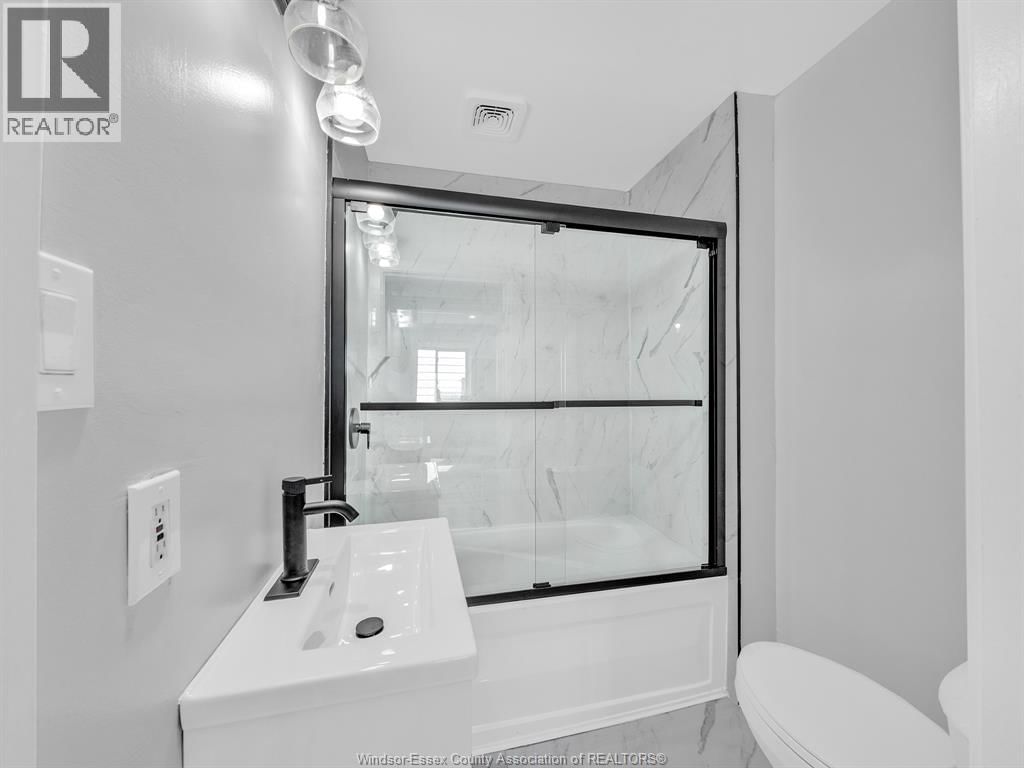 622 LABUTE STREET Image 29