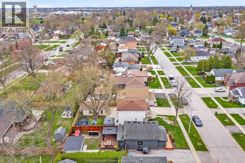 622 LABUTE STREET Image 40