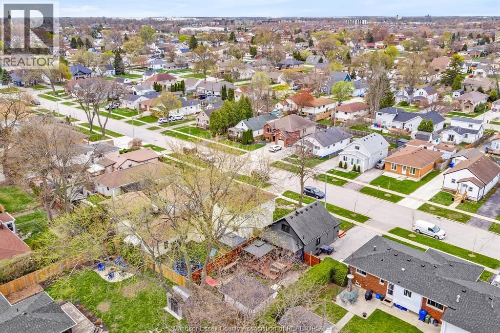 622 LABUTE STREET Image 5