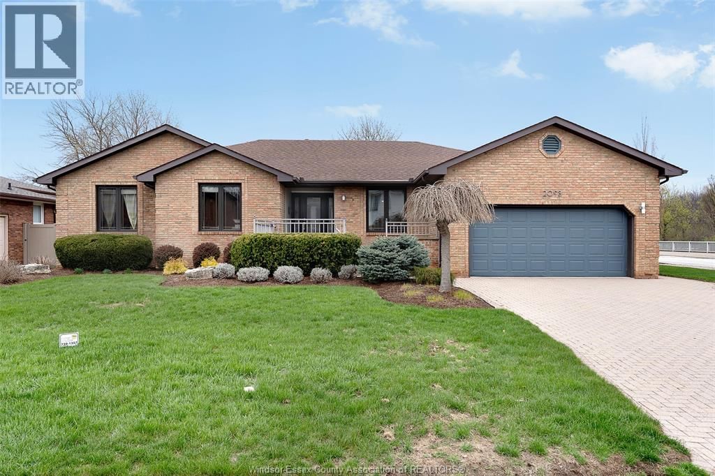 2098 EDGEMORE AVENUE Image 2