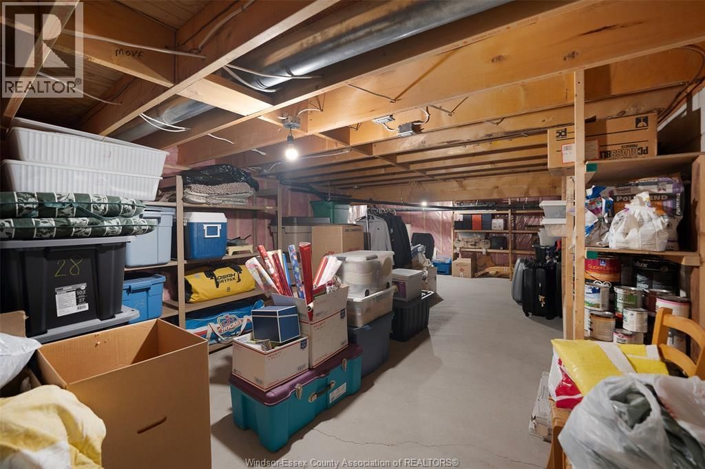 2098 EDGEMORE AVENUE Image 35