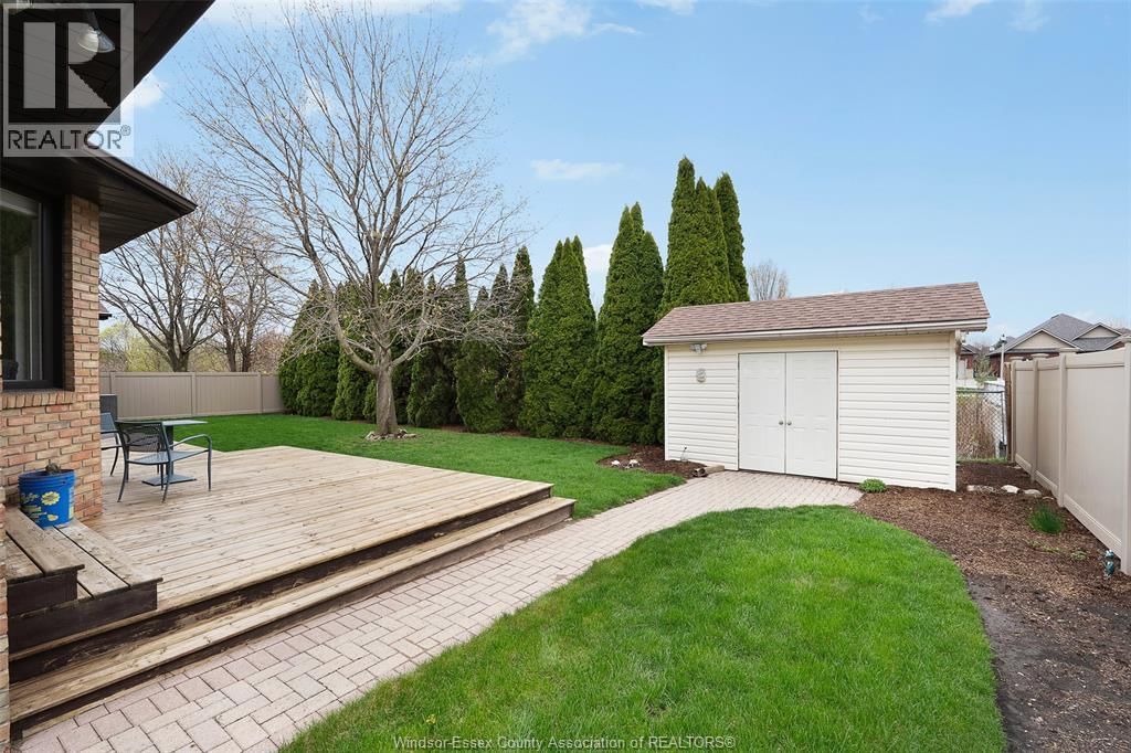 2098 EDGEMORE AVENUE Image 50