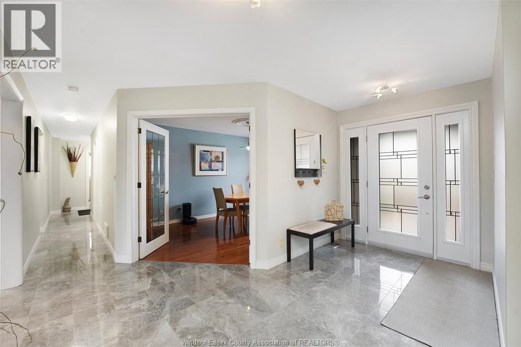 2098 EDGEMORE AVENUE Image 6