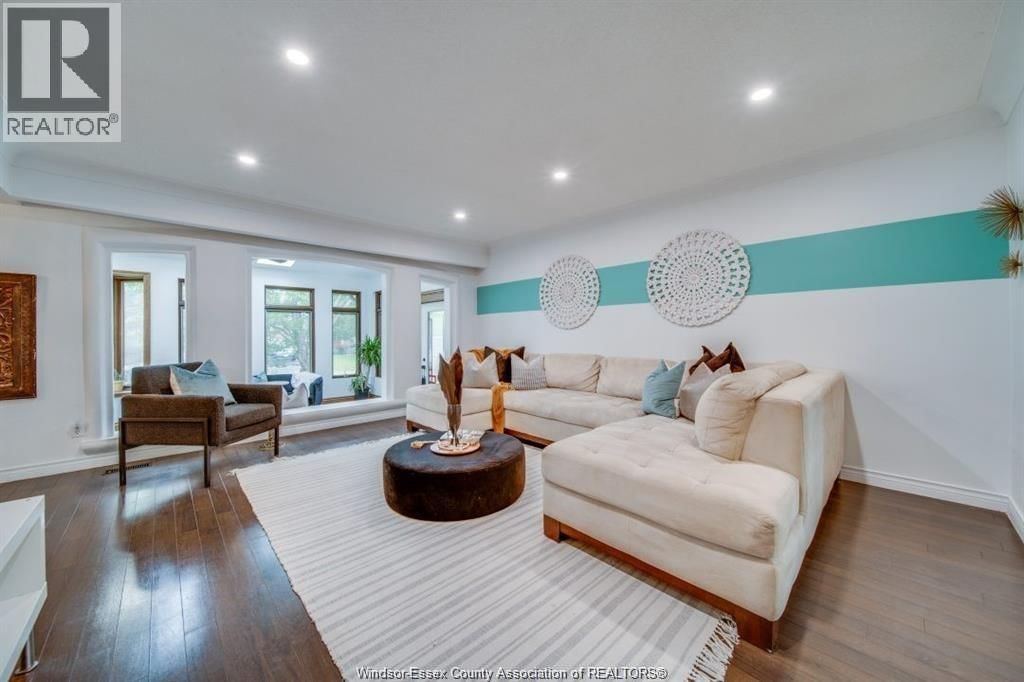 145 CENTENNIAL DRIVE Image 11