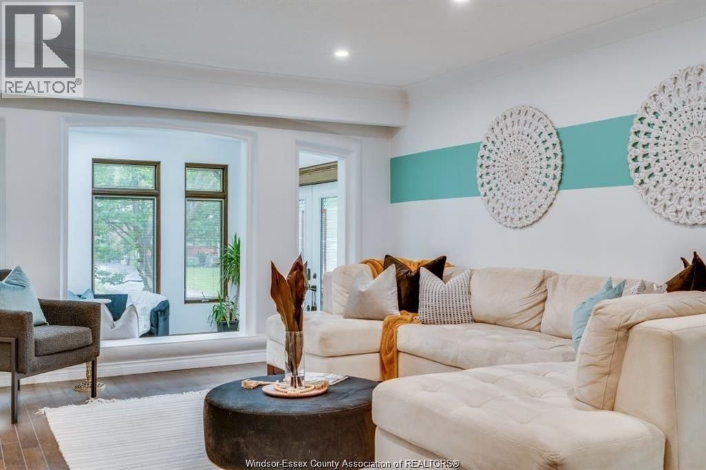 145 CENTENNIAL DRIVE Image 12