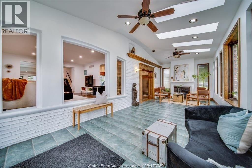 145 CENTENNIAL DRIVE Image 3