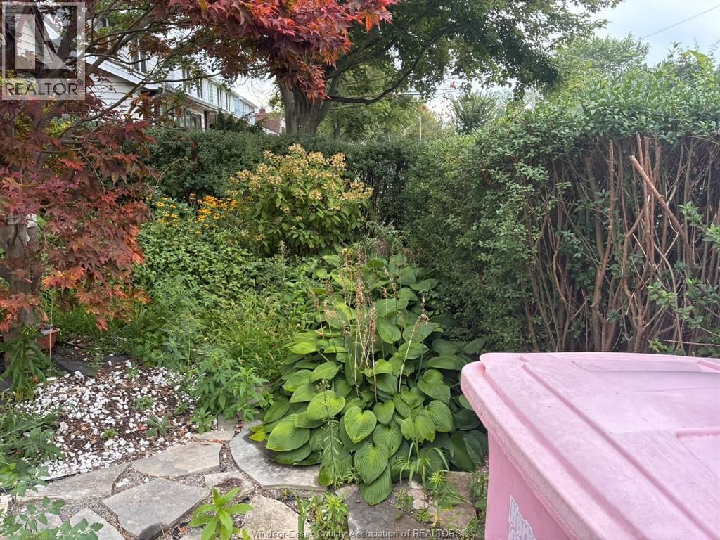 1232 JANETTE Image 25