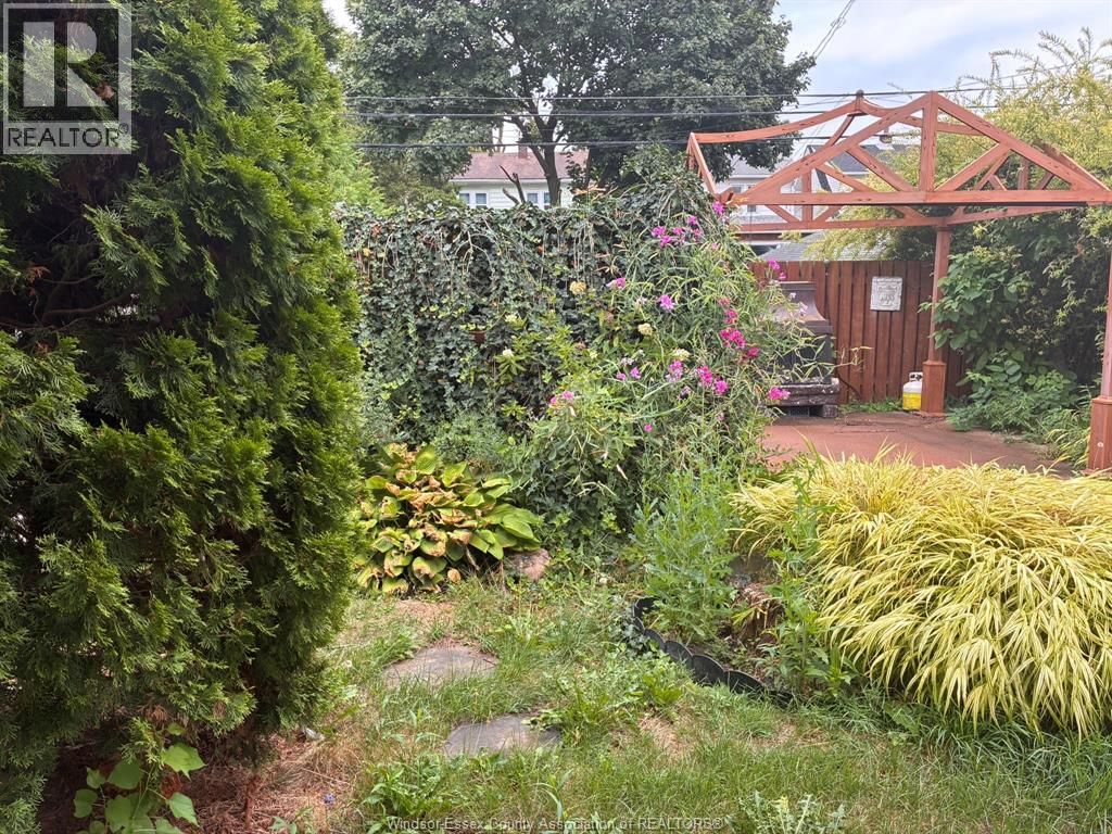 1232 JANETTE Image 30