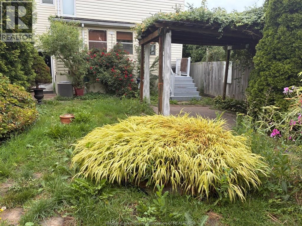 1232 JANETTE Image 32