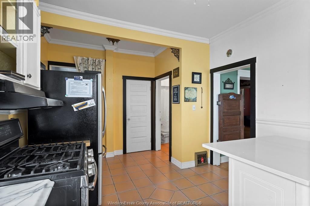 1232 JANETTE Image 4