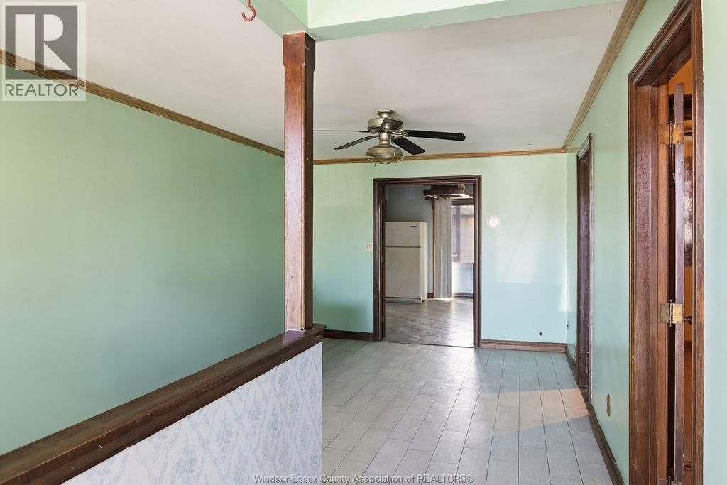 2417 PILLETTE ROAD Image 5