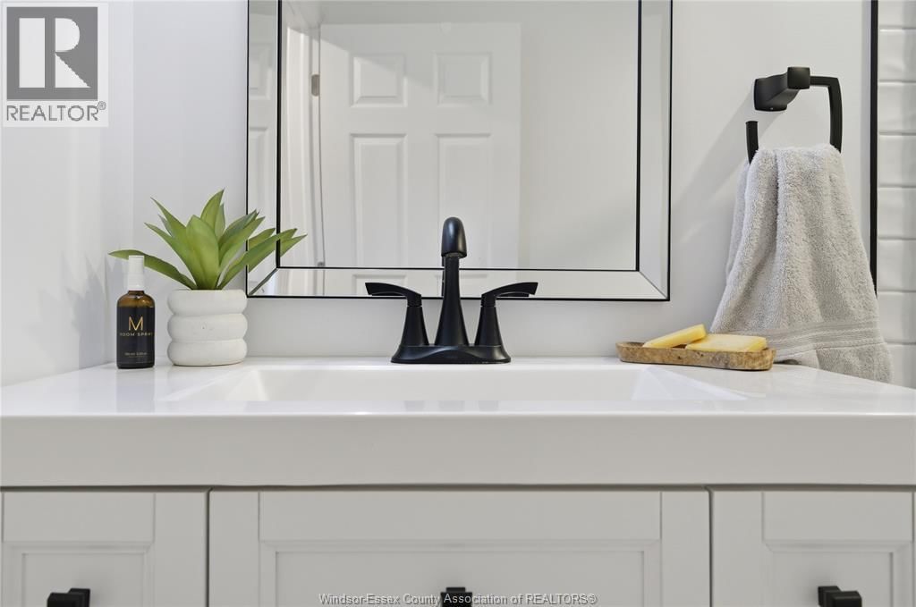 3266 SEVILLE AVENUE Image 26