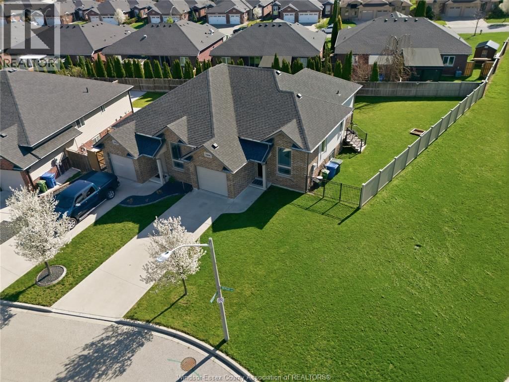 3266 SEVILLE AVENUE Image 29