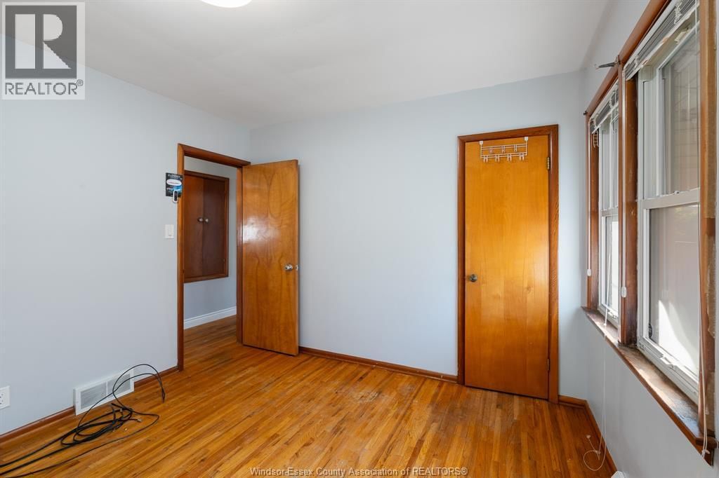 3140 BRUCE AVENUE Image 19