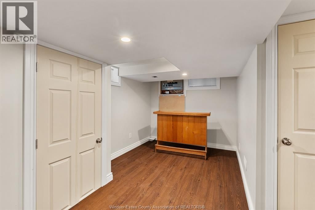 3140 BRUCE AVENUE Image 25