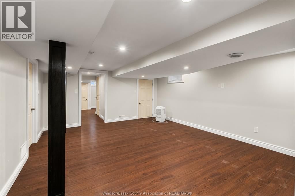 3140 BRUCE AVENUE Image 27