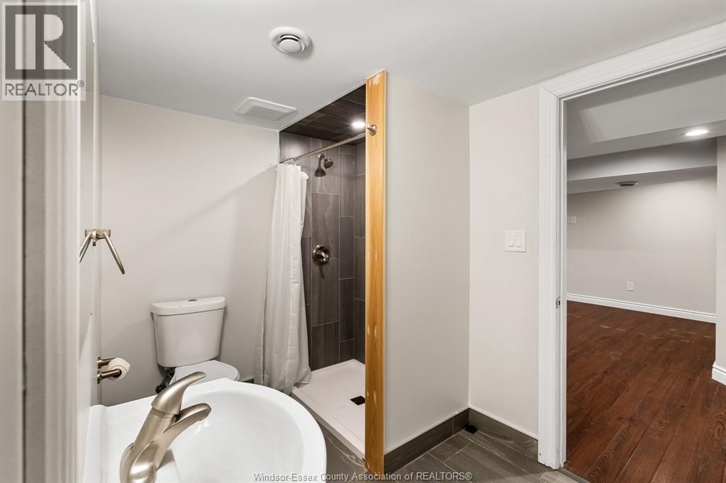 3140 BRUCE AVENUE Image 29