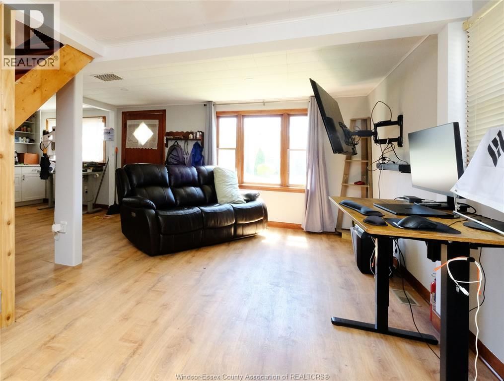 31 MAIDSTONE AVENUE EAST Image 4