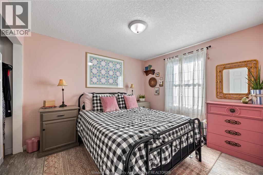 37 RICHARDSON AVENUE Image 13