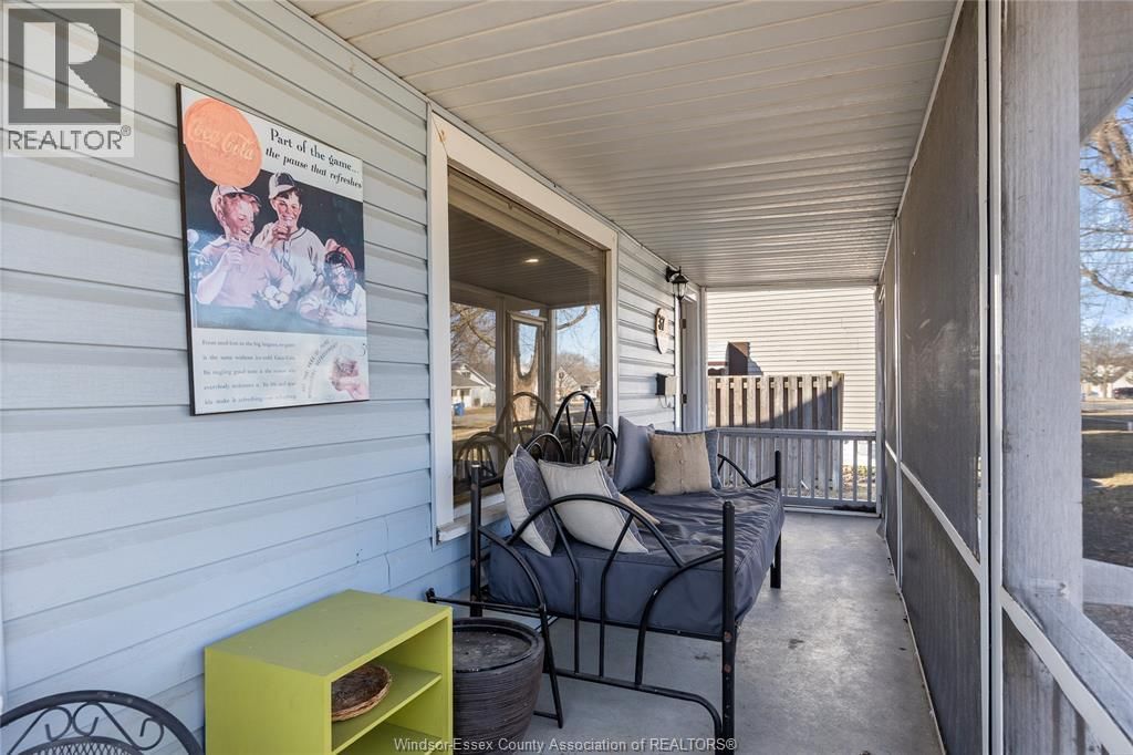 37 RICHARDSON AVENUE Image 18