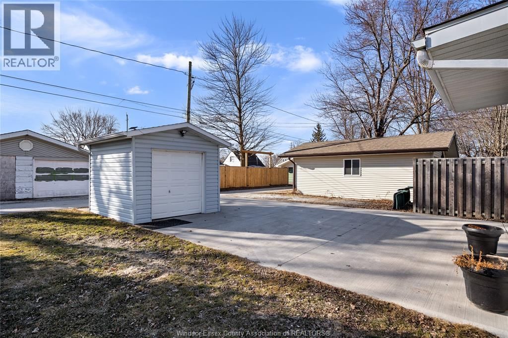 37 RICHARDSON AVENUE Image 22