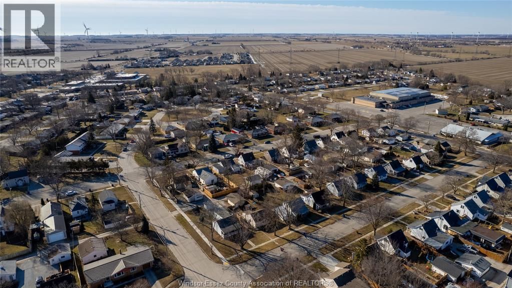 37 RICHARDSON AVENUE Image 32