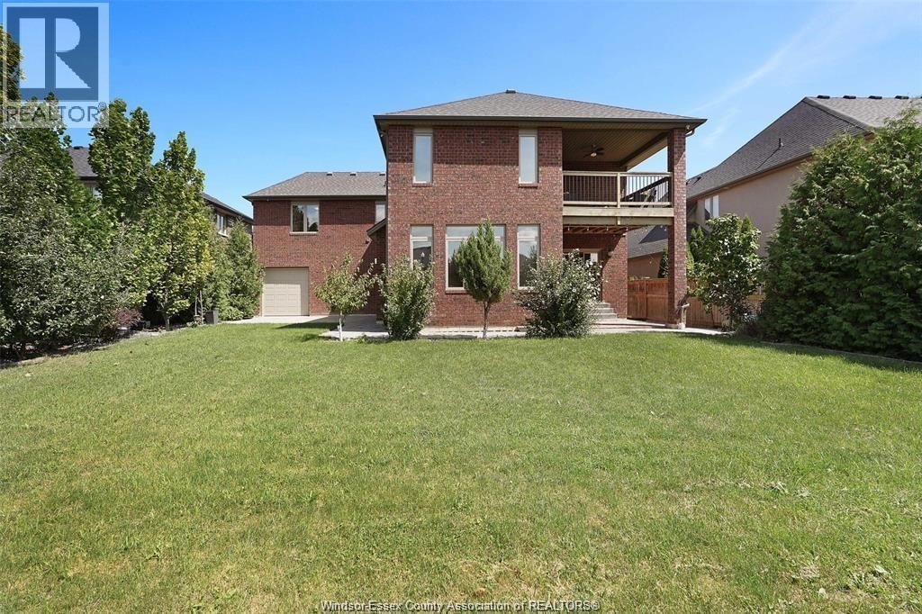 1078 CHARLOTTE CRESCENT Image 11