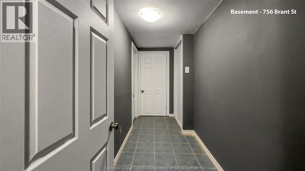 756 BRANT STREET Image 35