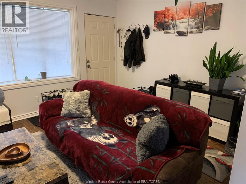 1388-90 GOYEAU STREET STREET Image 15