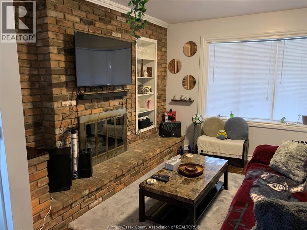 1388-90 GOYEAU STREET STREET Image 18