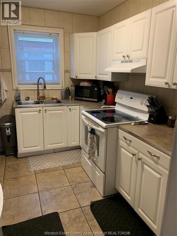 1388-90 GOYEAU STREET STREET Image 21