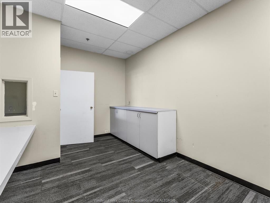 3751 TECUMSEH ROAD EAST Image 17