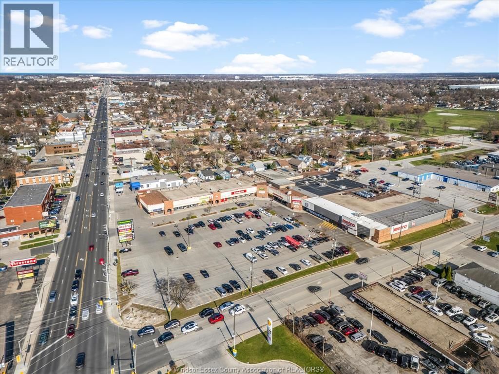 3751 TECUMSEH ROAD EAST Image 20