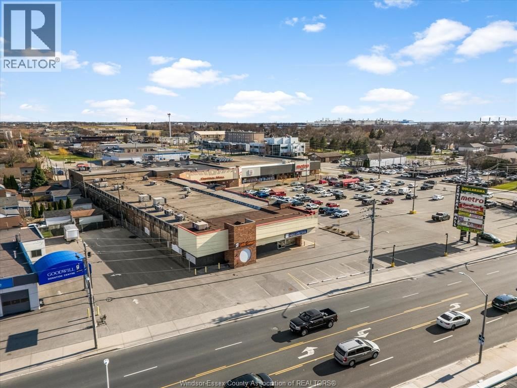 3751 TECUMSEH ROAD EAST Image 27