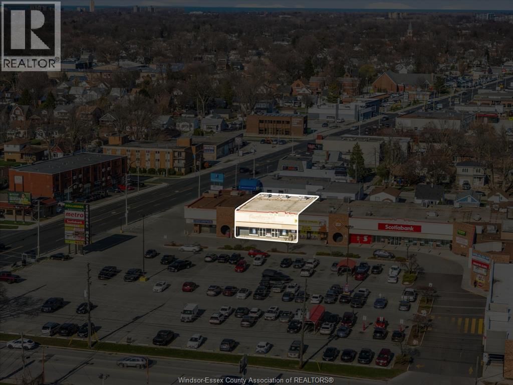 3751 TECUMSEH ROAD EAST Image 28