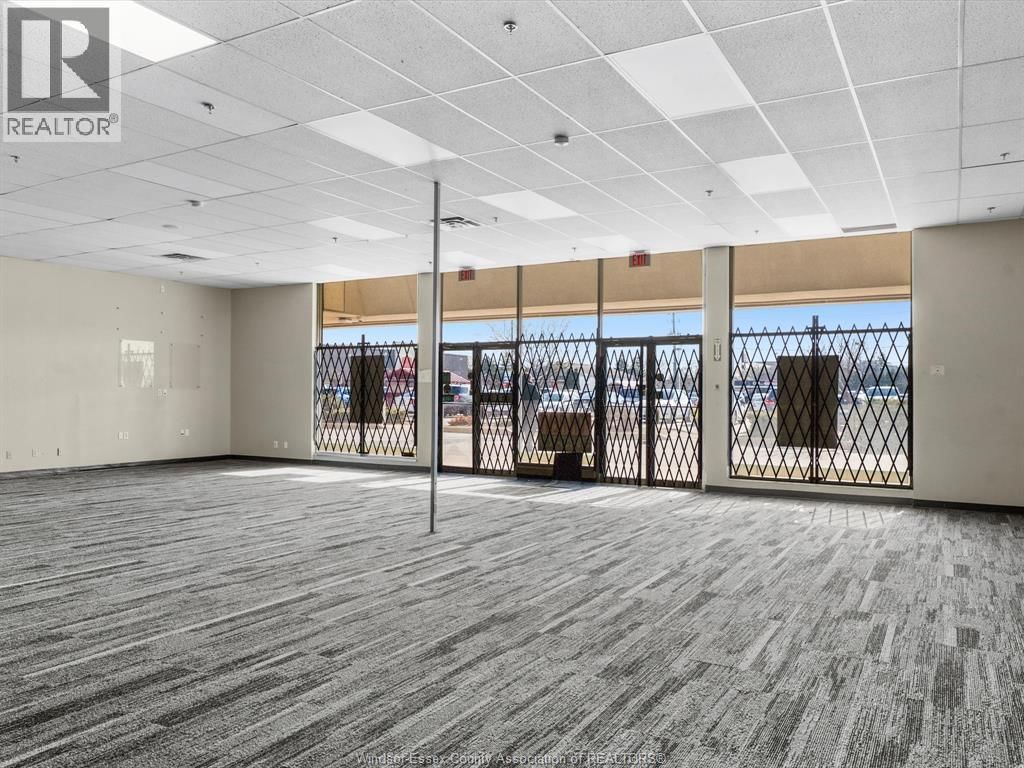 3751 TECUMSEH ROAD EAST Image 8