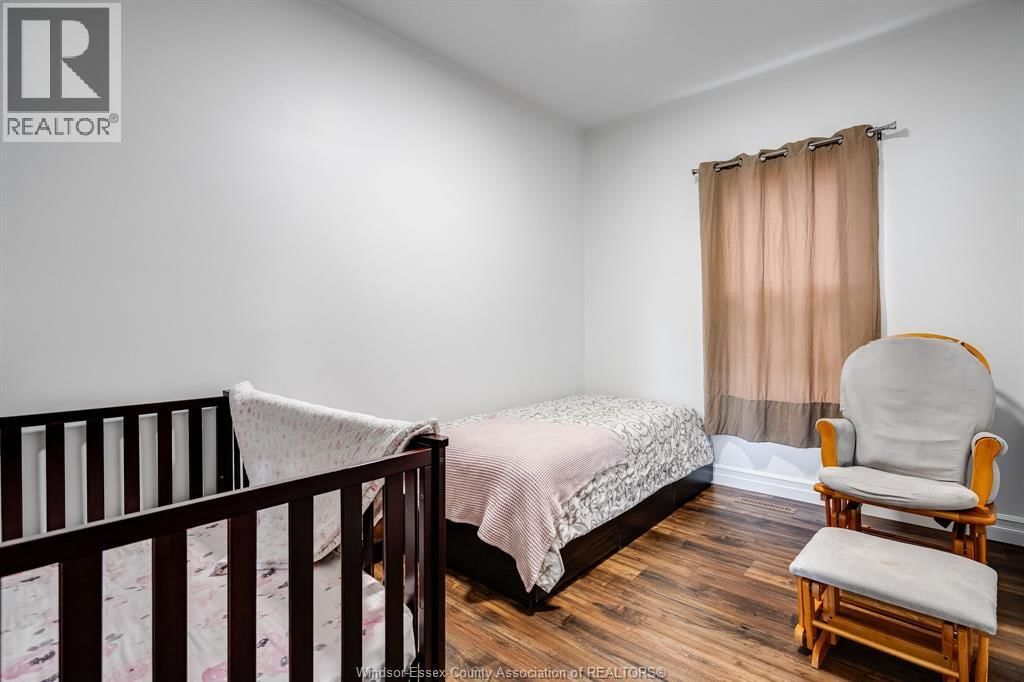 38 FOX STREET Image 18