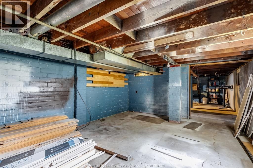 38 FOX STREET Image 24