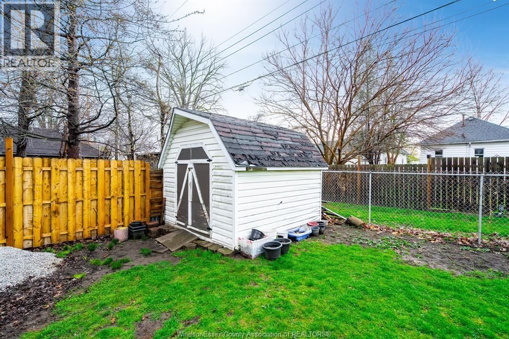 38 FOX STREET Image 30