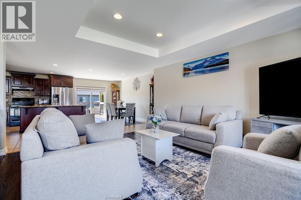 40 CONSERVATION BOULEVARD Image 14