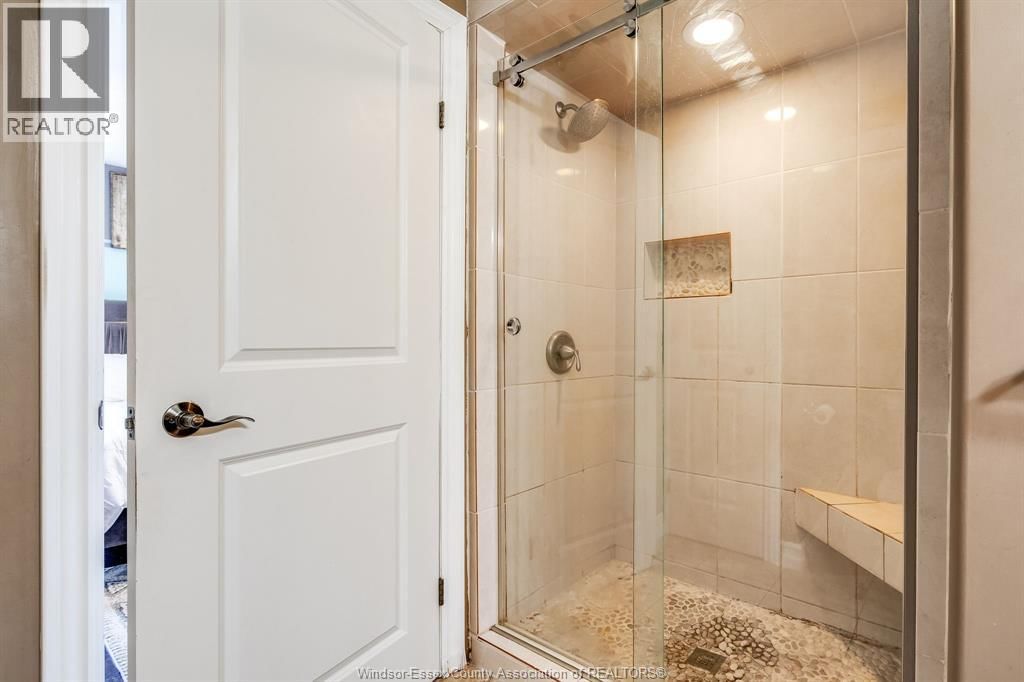 40 CONSERVATION BOULEVARD Image 19