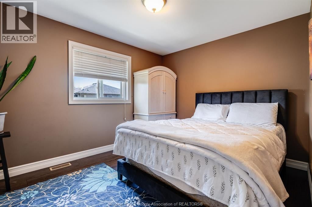 40 CONSERVATION BOULEVARD Image 22