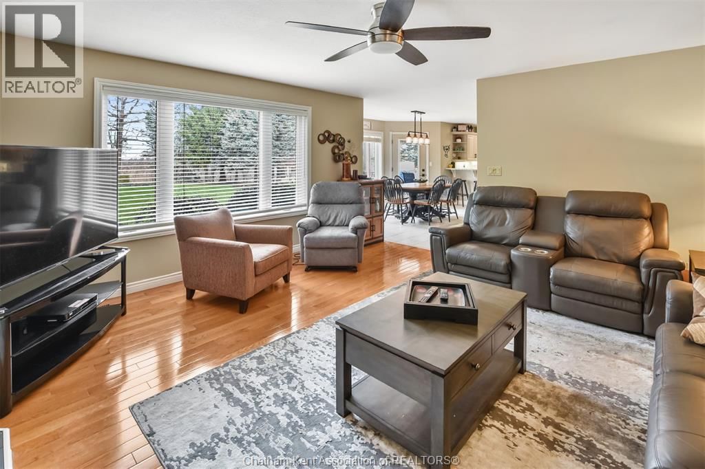 9149 MARLBOROUGH HEIGHTS Image 36