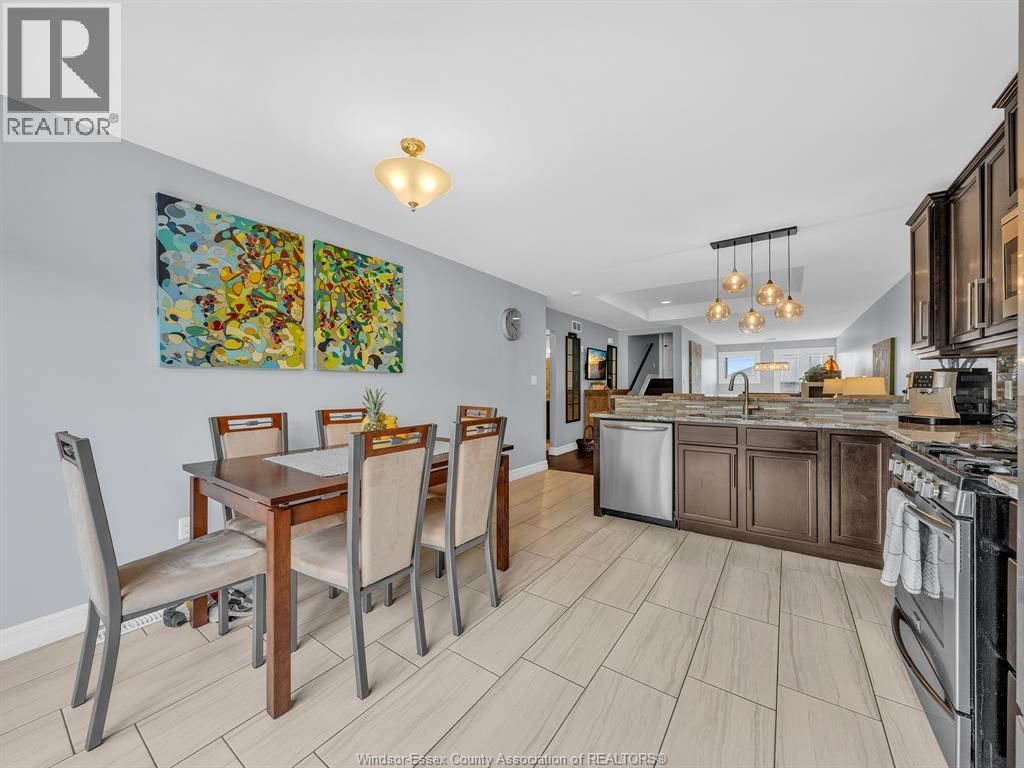 11944 THISTLEDOWN Image 13