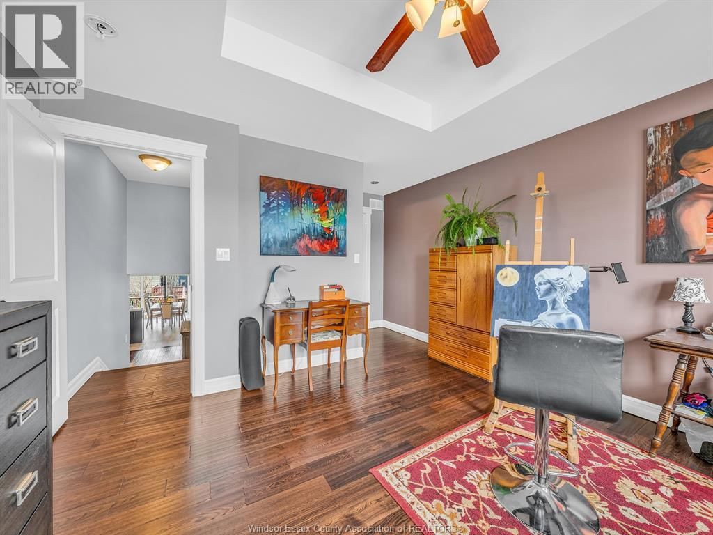 11944 THISTLEDOWN Image 20