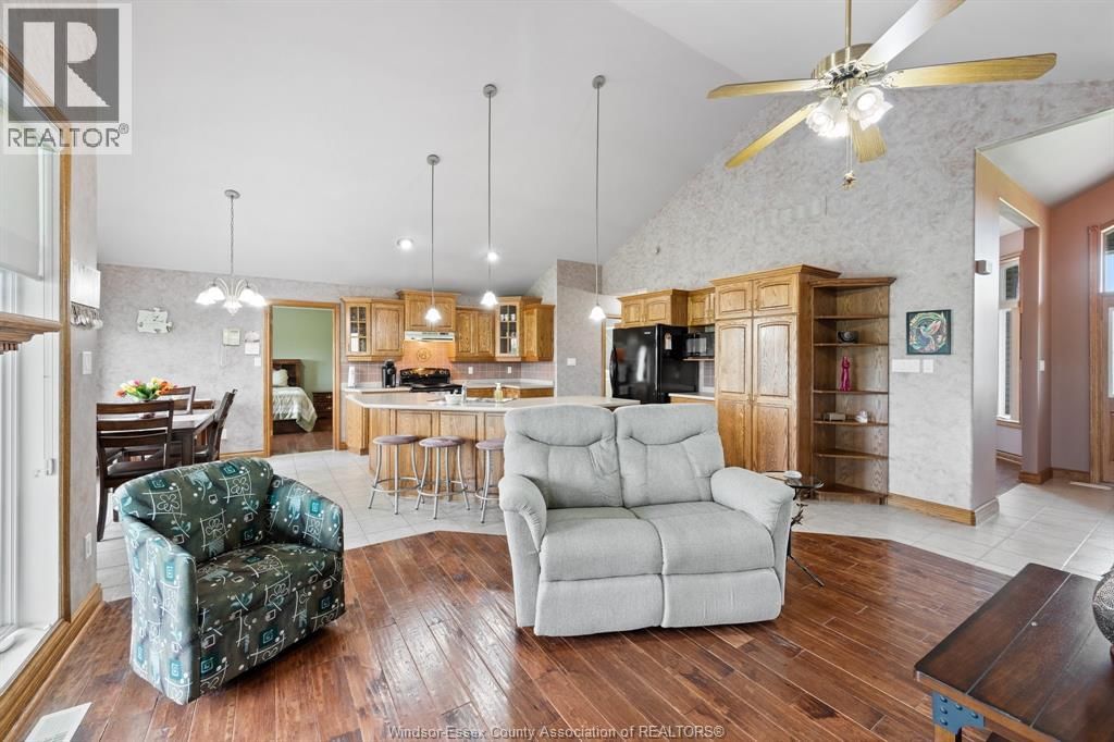 1239 COUNTY RD 11 Image 12