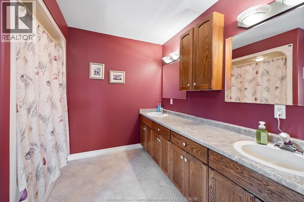 1239 COUNTY RD 11 Image 21